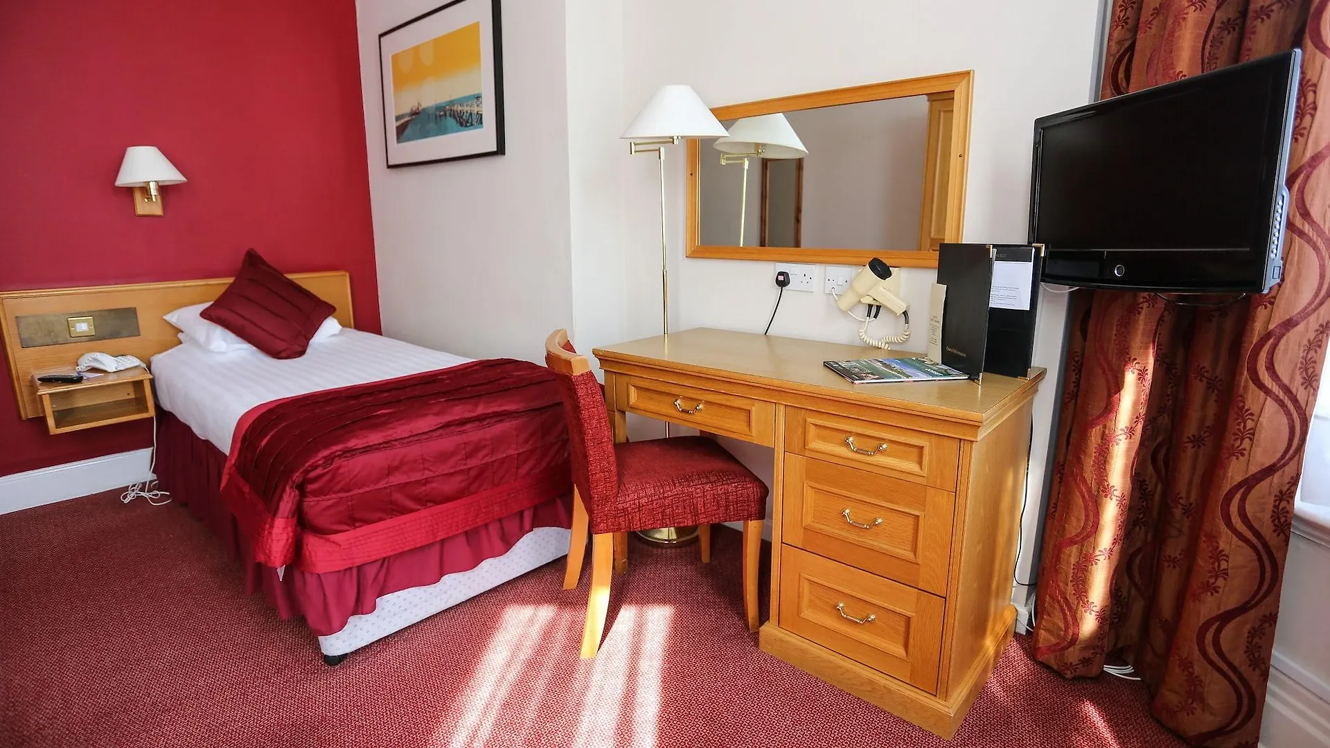 Royal Exeter Hotel Bournemouth 3*,
