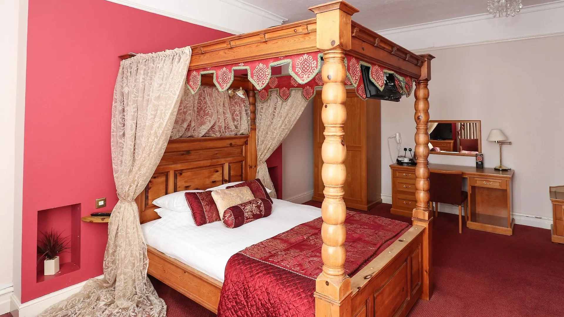 Royal Exeter Hotel Bournemouth 3*,
